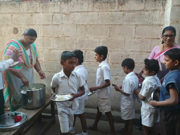 Annapoorna Morning Nutrition commences at Chikkaballapur and Hubballi districts – June 2018