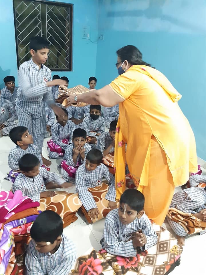 Visit to Krishnaashraya orphanage to distribute essentials, sweaters and SaiSure Health Mix to the children – Nov and Dec  2020