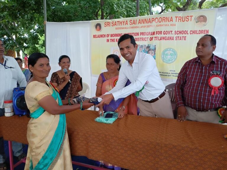 Annapoorna Trust introduces “Raagi Cereals health mix” for Govt school children in Karimnagar district, Telangana – 14th Sept 2022