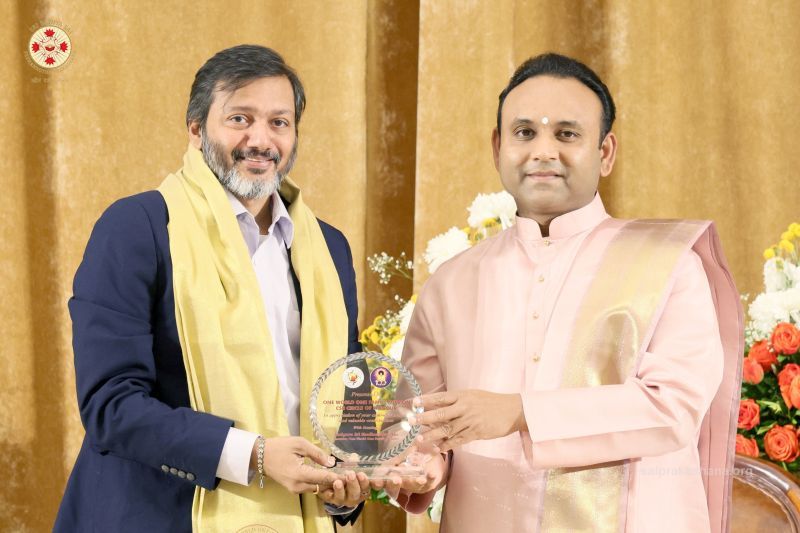 Mr Arvind Srinivasan