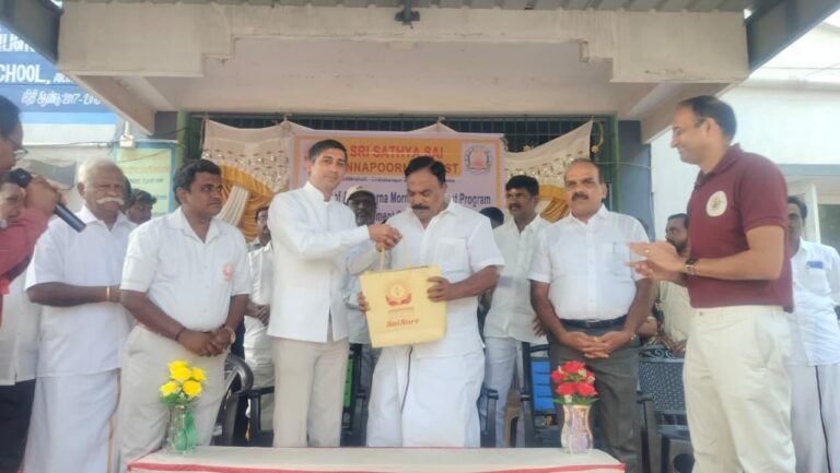 Morning Nutrition Launch at Arikkambed Government High School, Tamil Nadu