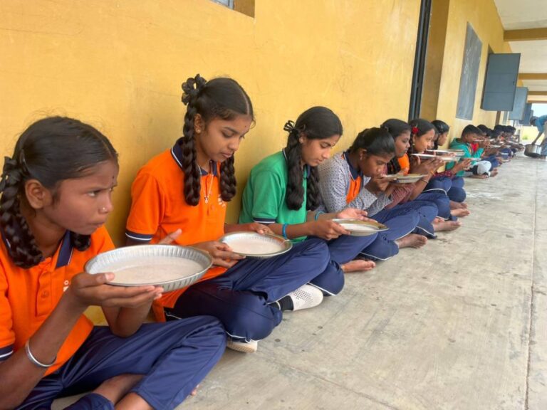 Nourishing Young Minds: Sri Sathya Sai Annapoorna Trust and Catalyst Brands’ Collaborative Impact