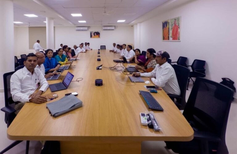 Strengthening Purpose Aligning for Impact The monthly review meeting